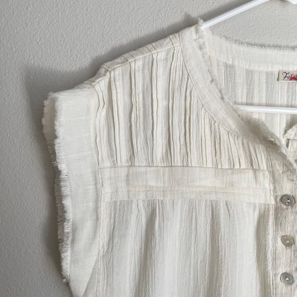 Faherty Ellsworth Pintuck Fringe Edge Top Cream White (XS) - Picture 5 of 9
